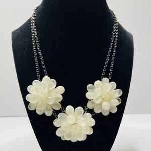 Elegant Floral Necklace with Cream Accents